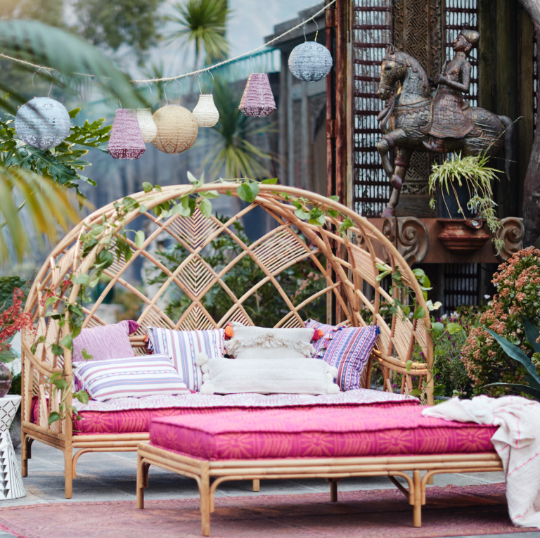 POOL & OUTDOOR Type PEACOCK - Furnishing by MAXDESAIN
